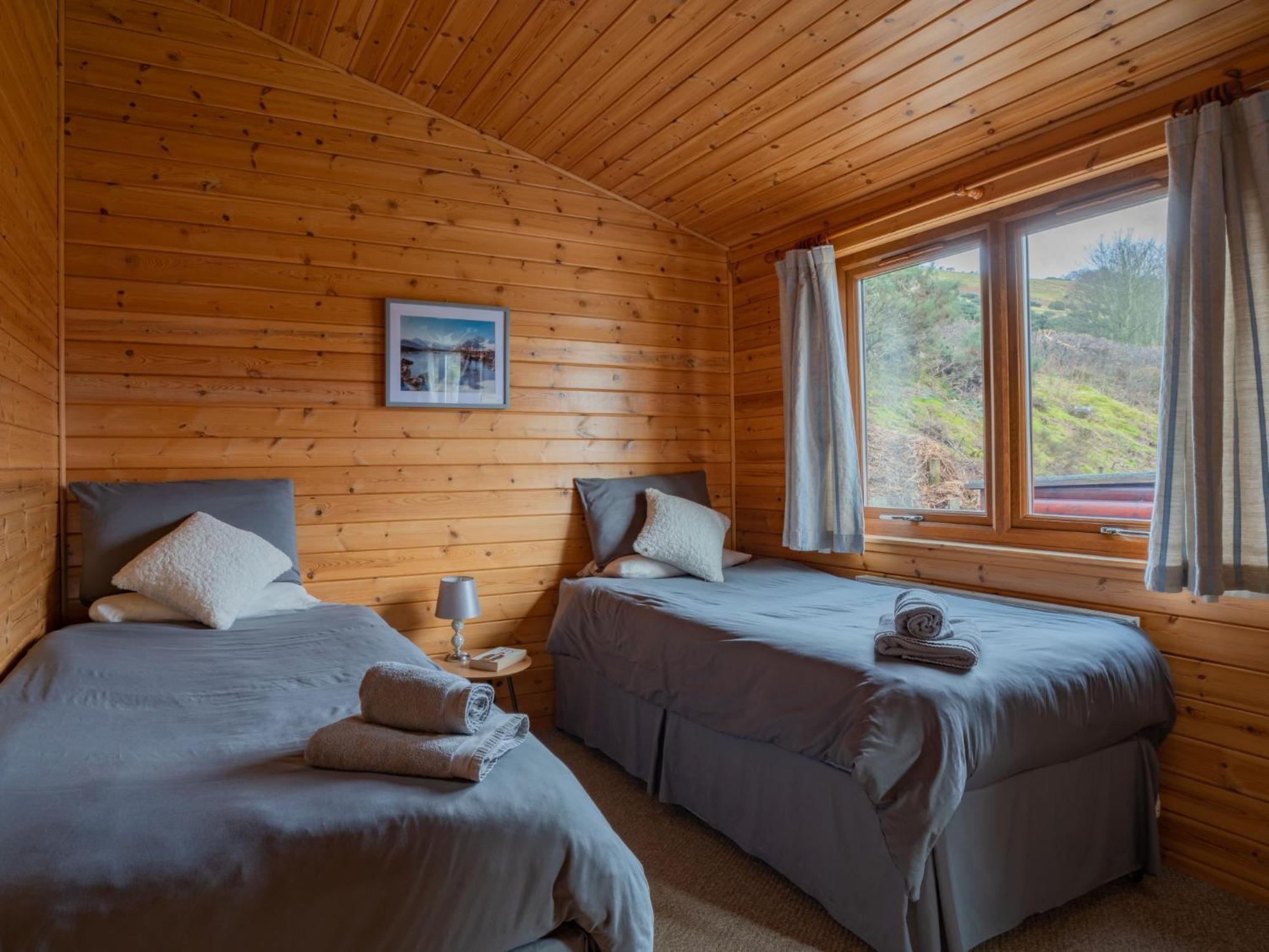 Chalet Loch Leven Lodge 10 By Interhome Kinross Esterno foto