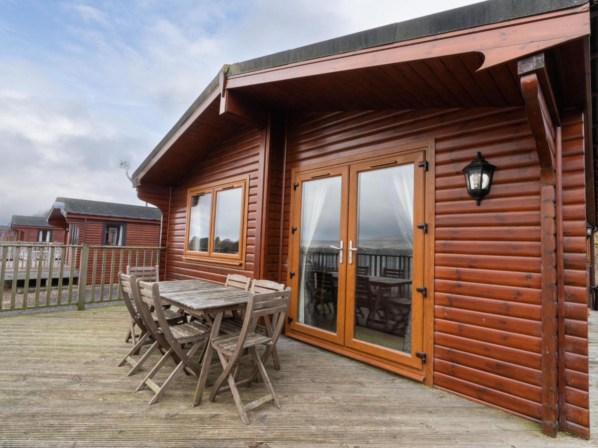Chalet Loch Leven Lodge 10 By Interhome Kinross Esterno foto